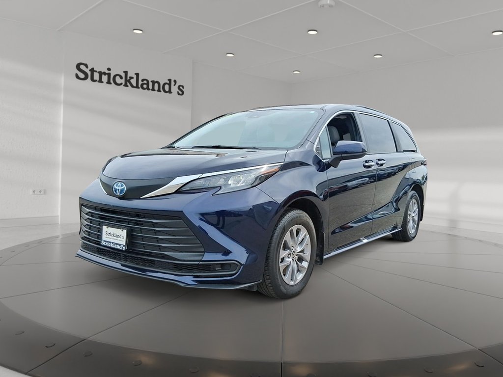 2025 Toyota Sienna Hybrid Sienna XLE 8-Pass in Stratford, Ontario - 1 - w1024h768px