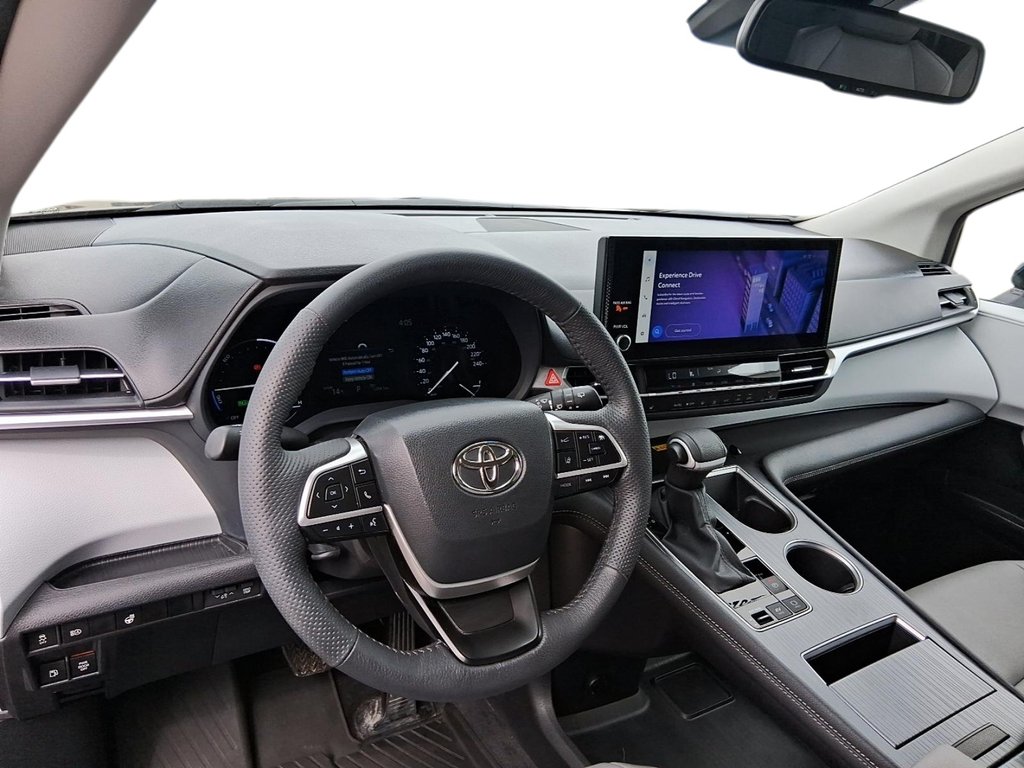 2025 Toyota Sienna Hybrid Sienna XLE 8-Pass in Stratford, Ontario - 11 - w1024h768px