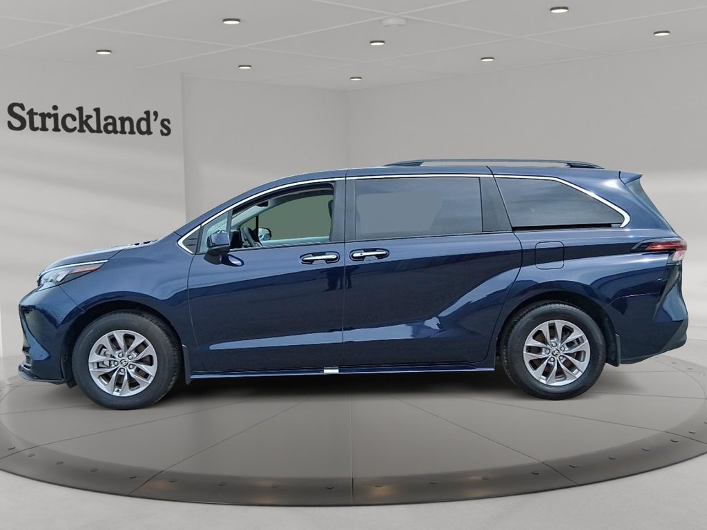 2025 Toyota Sienna Hybrid Sienna XLE 8-Pass in Stratford, Ontario - 5 - w1024h768px