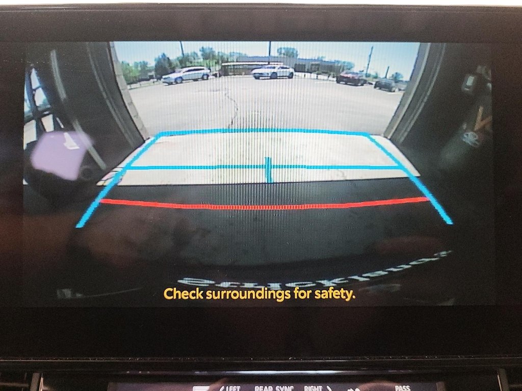 2025 Toyota Sienna Hybrid Sienna XLE 8-Pass in Stratford, Ontario - 16 - w1024h768px