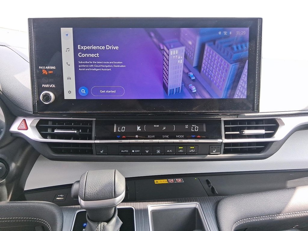 2026 Toyota Sienna Hybrid Sienna XLE 8-Pass in Stratford, Ontario - 16 - w1024h768px