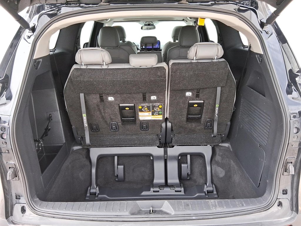 2026 Toyota Sienna Hybrid Sienna XLE 8-Pass in Stratford, Ontario - 6 - w1024h768px