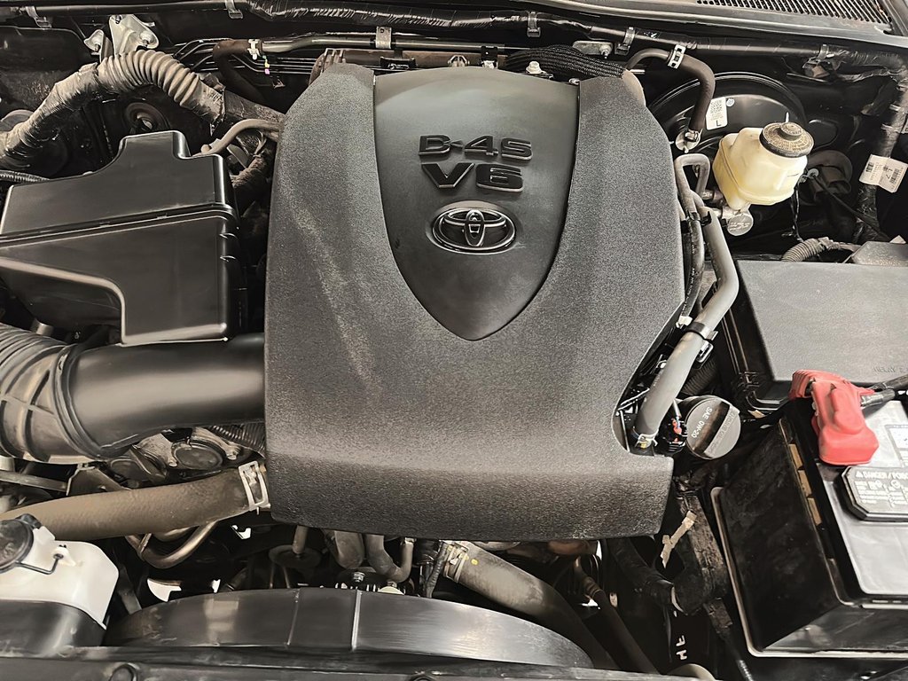 2021 Toyota Tacoma 4X4 Access Cab 6A in Stratford, Ontario - 7 - w1024h768px