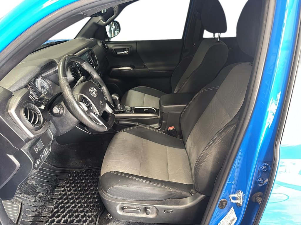 2021 Toyota Tacoma 4X4 Double Cab 6A in Stratford, Ontario - 7 - w1024h768px