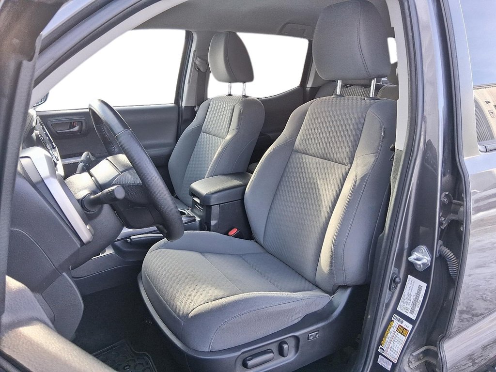 2022 Toyota Tacoma 4X4 Double Cab 6A in Stratford, Ontario - 8 - w1024h768px