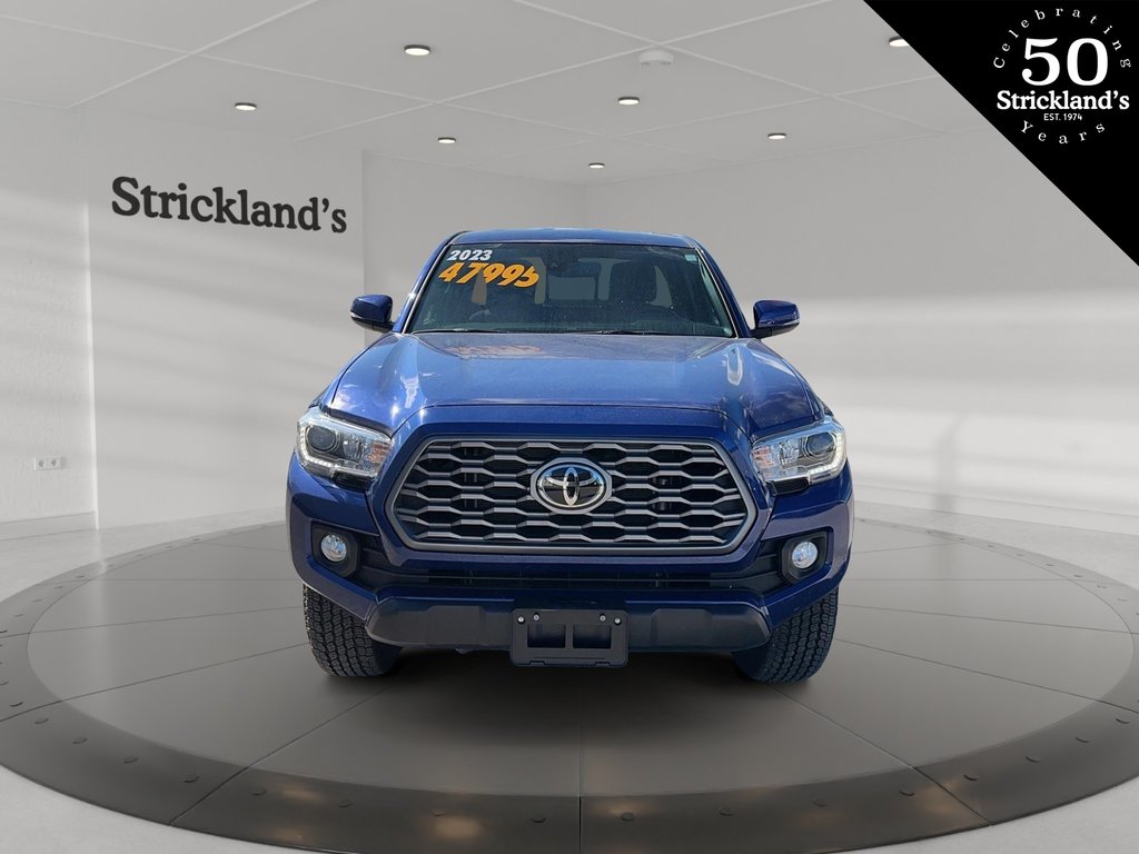 2023  Tacoma 4X4 Access Cab 6A in Stratford, Ontario - 2 - w1024h768px