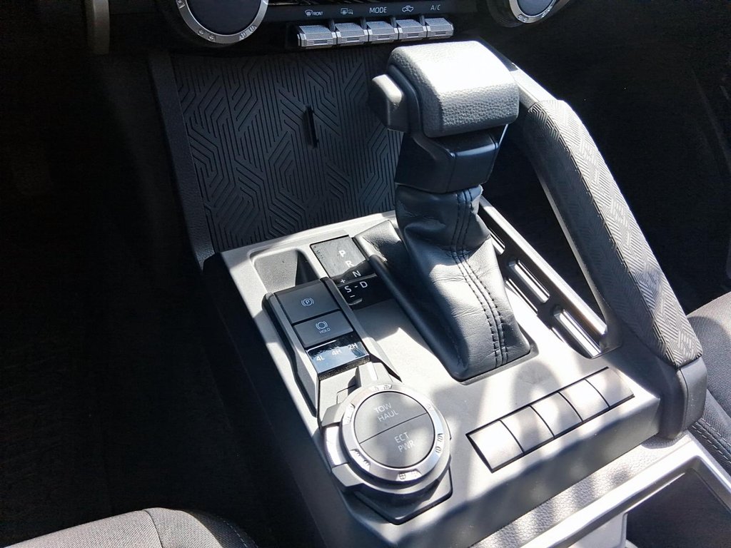 2024 Toyota Tacoma 4X4 Tacoma Double Cab at in Stratford, Ontario - 15 - w1024h768px