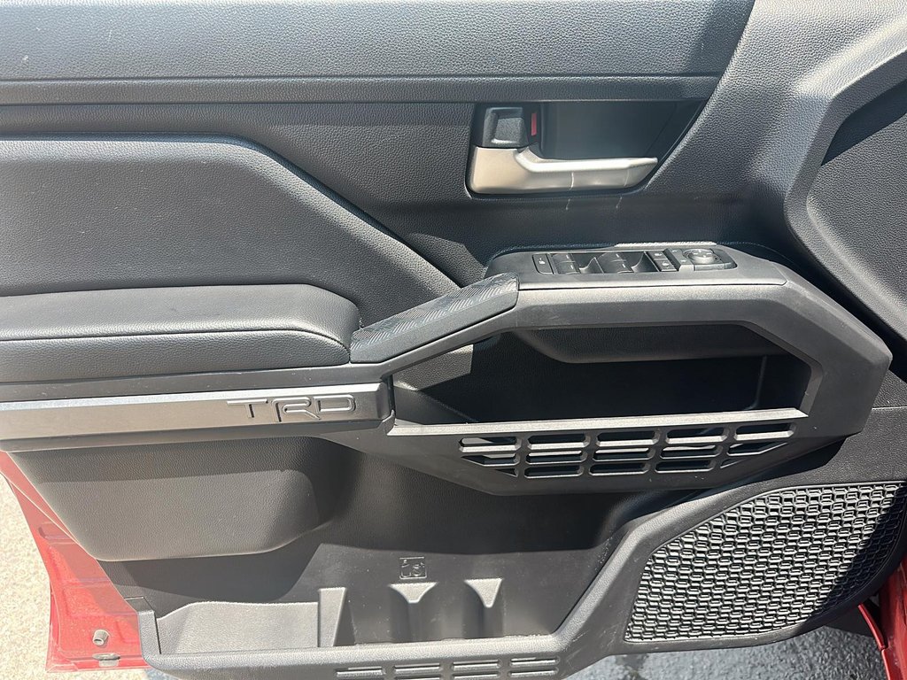 2025 Toyota Tacoma 4X4 Tacoma Double Cab AT in Stratford, Ontario - 9 - w1024h768px