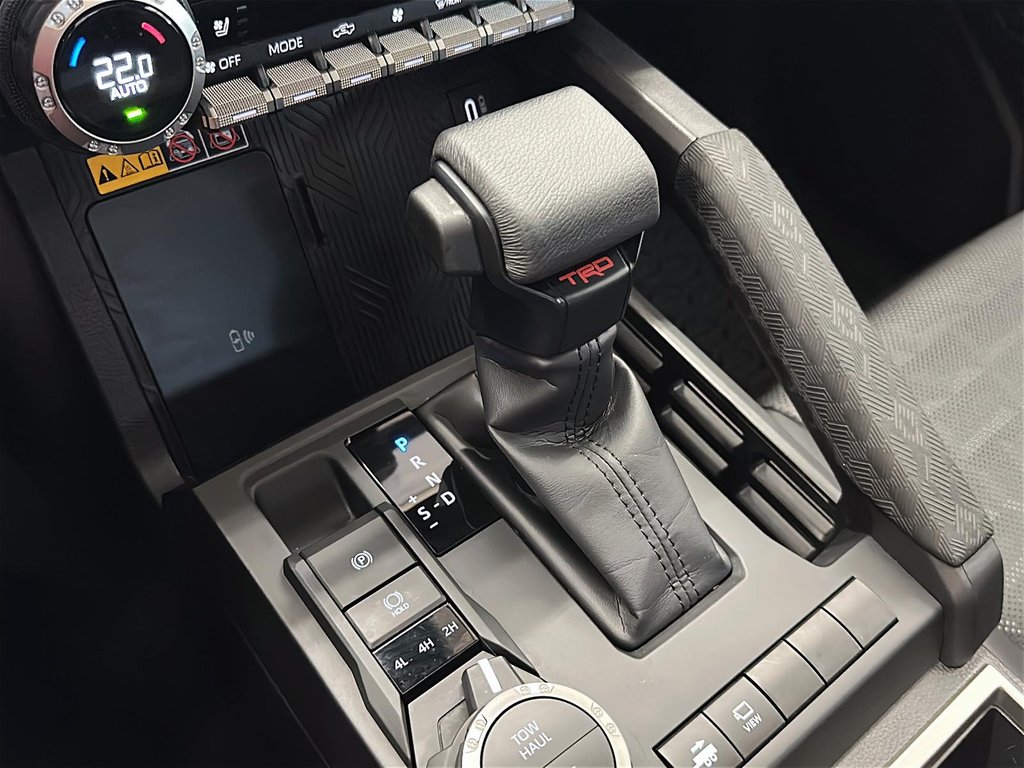 2025 Toyota Tacoma 4X4 Tacoma Double Cab AT in Stratford, Ontario - 13 - w1024h768px