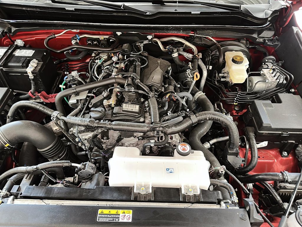 2025 Toyota Tacoma 4X4 Tacoma Double Cab AT in Stratford, Ontario - 6 - w1024h768px