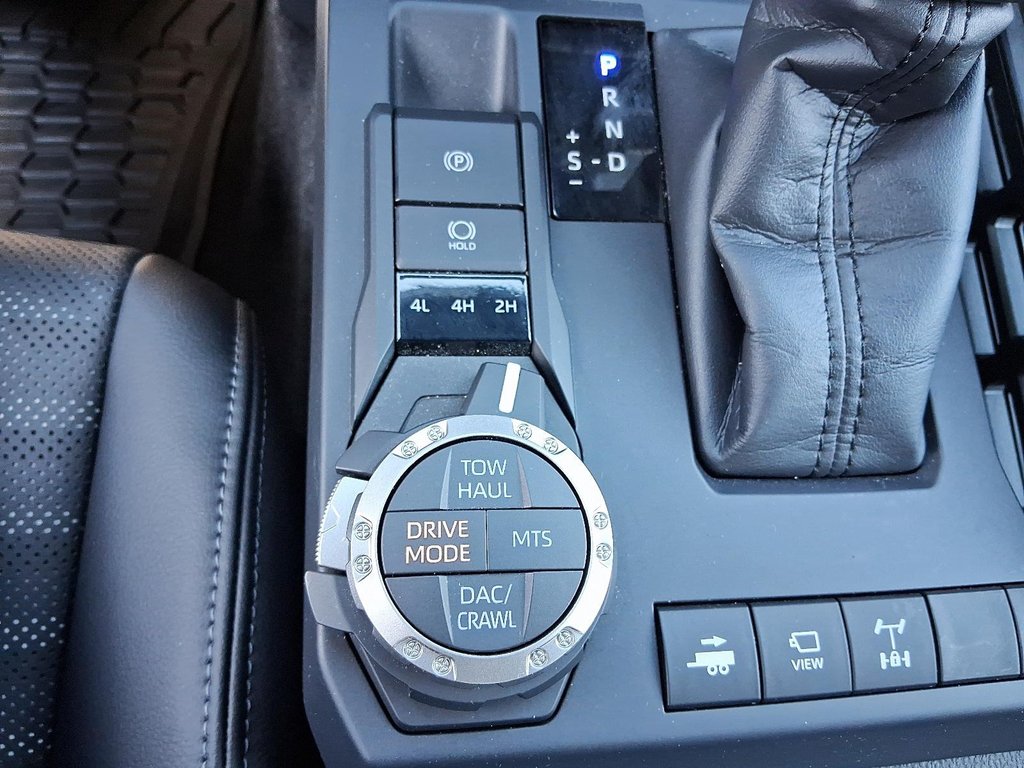 2025 Toyota Tacoma 4X4 Tacoma Double Cab AT in Stratford, Ontario - 14 - w1024h768px