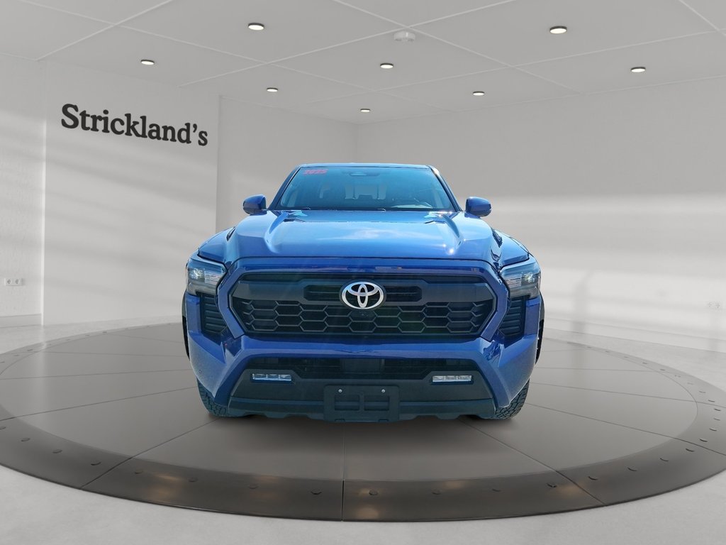 2025 Toyota Tacoma 4X4 Tacoma Double Cab AT in Stratford, Ontario - 2 - w1024h768px