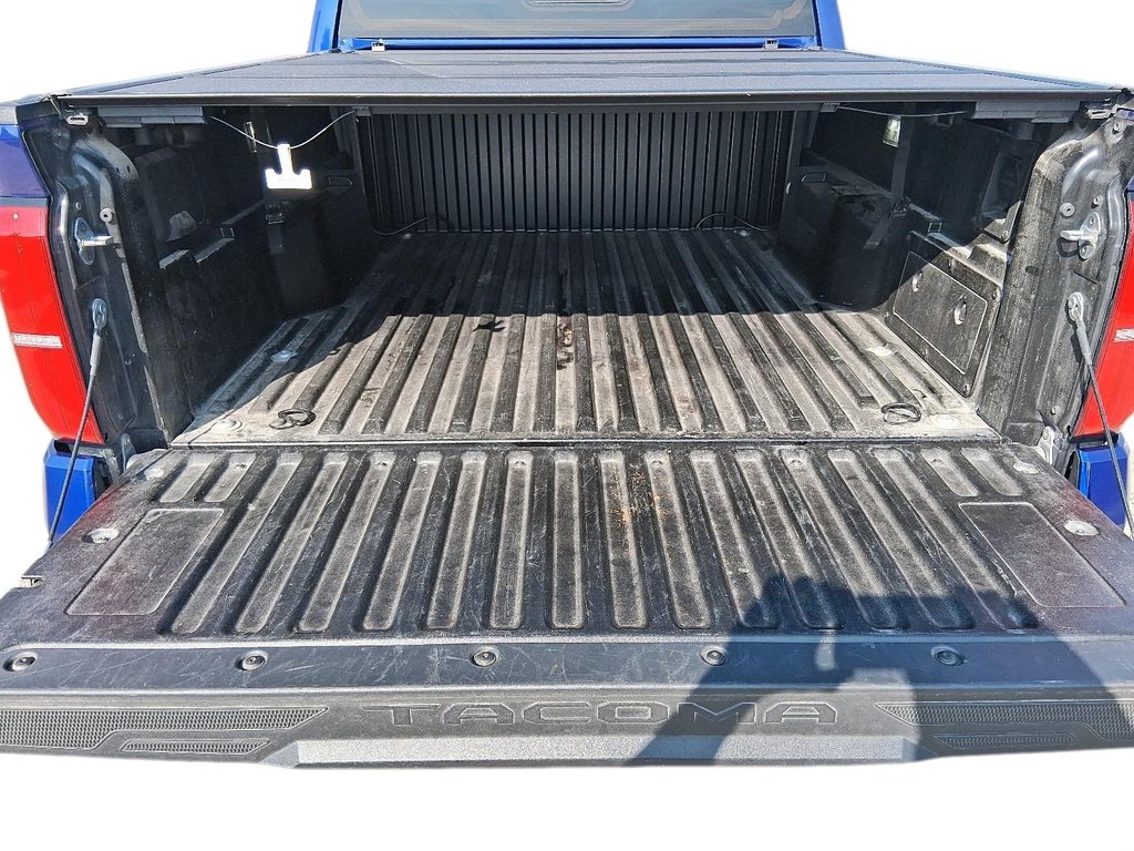 2025 Toyota Tacoma 4X4 Tacoma Double Cab AT in Stratford, Ontario - 16 - w1024h768px