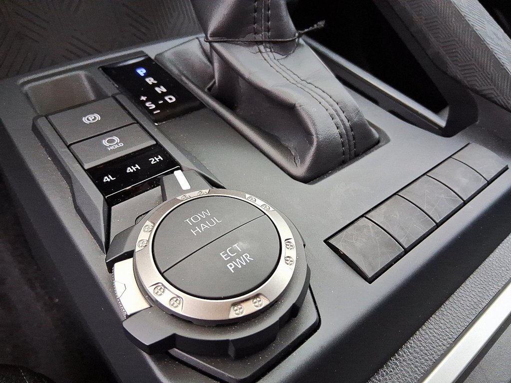 2025 Toyota Tacoma 4X4 Tacoma Double Cab AT in Stratford, Ontario - 16 - w1024h768px