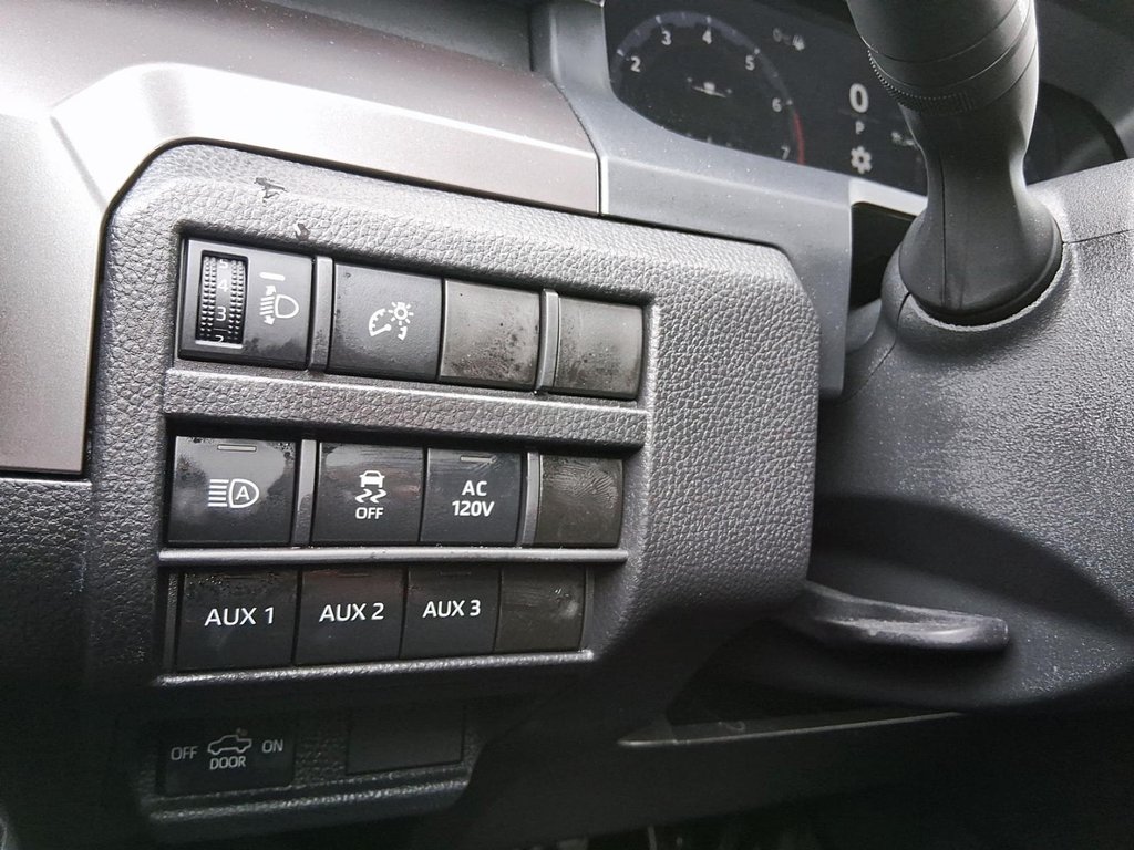 2025 Toyota Tacoma 4X4 Tacoma Double Cab AT in Stratford, Ontario - 16 - w1024h768px