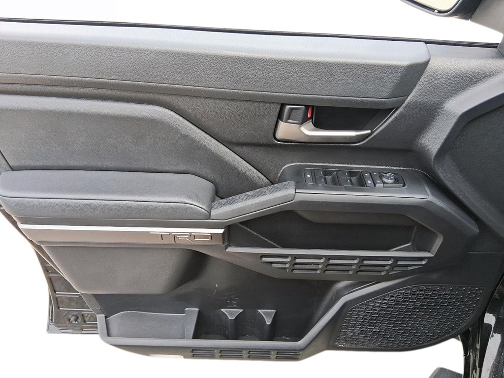 2025 Toyota Tacoma 4X4 Tacoma Double Cab AT in Stratford, Ontario - 10 - w1024h768px