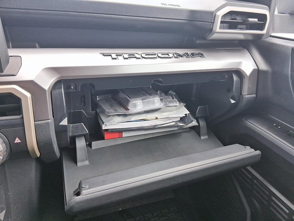 2025 Toyota Tacoma 4X4 Tacoma Double Cab AT in Stratford, Ontario - 16 - w1024h768px