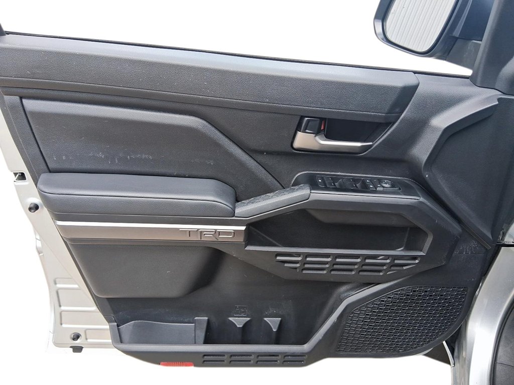 2025 Toyota Tacoma 4X4 Tacoma Double Cab AT in Stratford, Ontario - 11 - w1024h768px