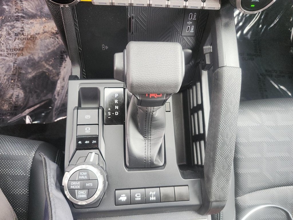 2025 Toyota Tacoma 4X4 Tacoma Double Cab AT in Stratford, Ontario - 13 - w1024h768px