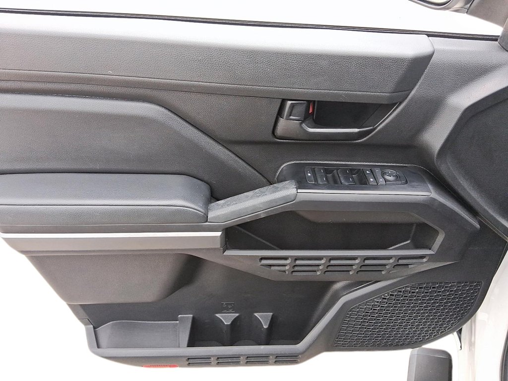 2025 Toyota Tacoma 4X4 Tacoma Double Cab AT in Stratford, Ontario - 10 - w1024h768px