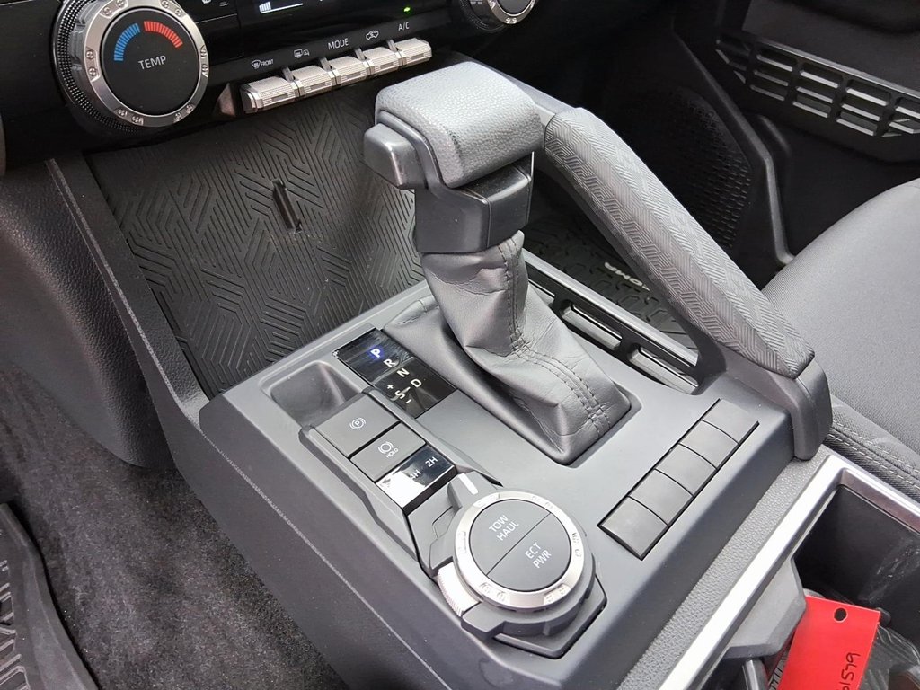 2025 Toyota Tacoma 4X4 Tacoma Double Cab AT in Stratford, Ontario - 15 - w1024h768px