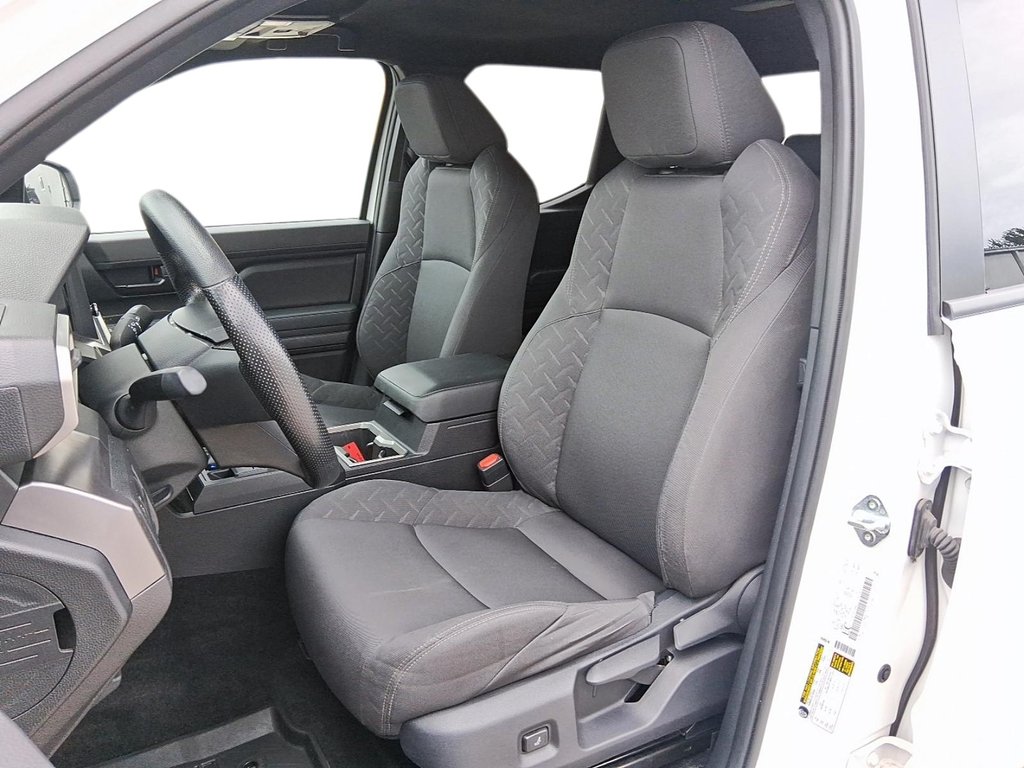 2025 Toyota Tacoma 4X4 Tacoma Double Cab AT in Stratford, Ontario - 7 - w1024h768px