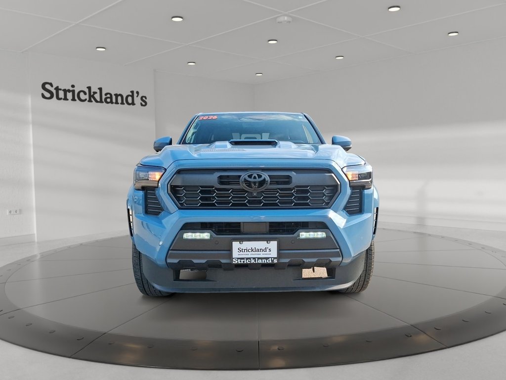 2026 Toyota Tacoma 4X4 Tacoma Double Cab AT in Stratford, Ontario - 2 - w1024h768px