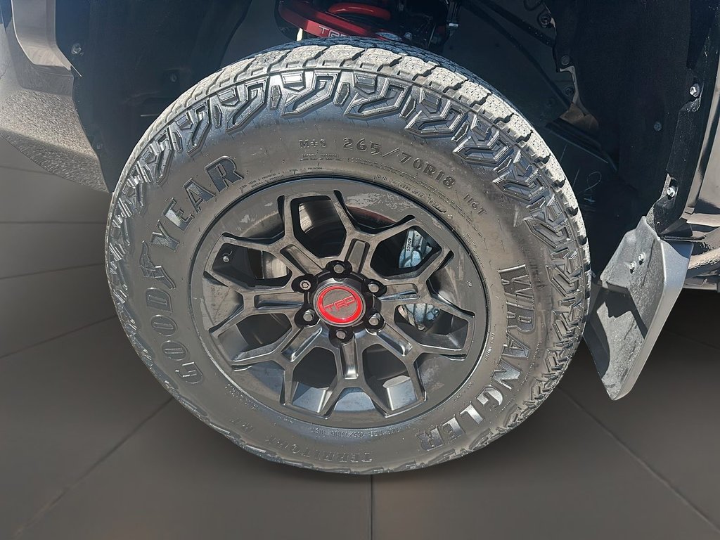 2024 Toyota TACOMA HYBRID Tacoma HV Double Cab in Stratford, Ontario - 7 - w1024h768px