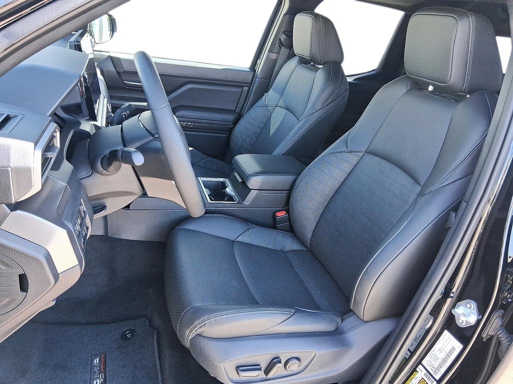 2025 Toyota Tacoma Hybrid Tacoma HV Double Cab in Stratford, Ontario - 8 - w1024h768px