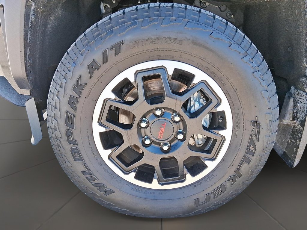2025 Toyota Tacoma Hybrid Tacoma HV Double Cab in Stratford, Ontario - 7 - w1024h768px