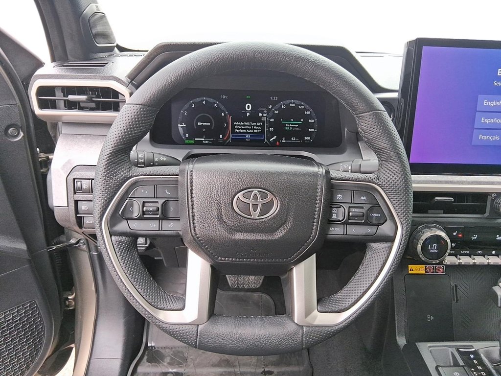 2025 Toyota Tacoma Hybrid Tacoma HV Double Cab in Stratford, Ontario - 13 - w1024h768px