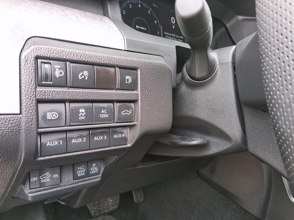 2025 Toyota Tacoma Hybrid Tacoma HV Double Cab in Stratford, Ontario - 18 - w1024h768px