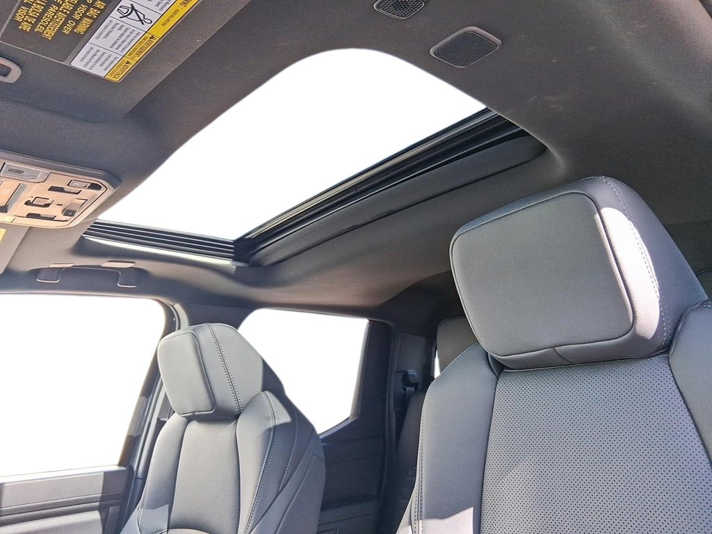 2025 Toyota Tacoma Hybrid Tacoma HV Double Cab in Stratford, Ontario - 18 - w1024h768px