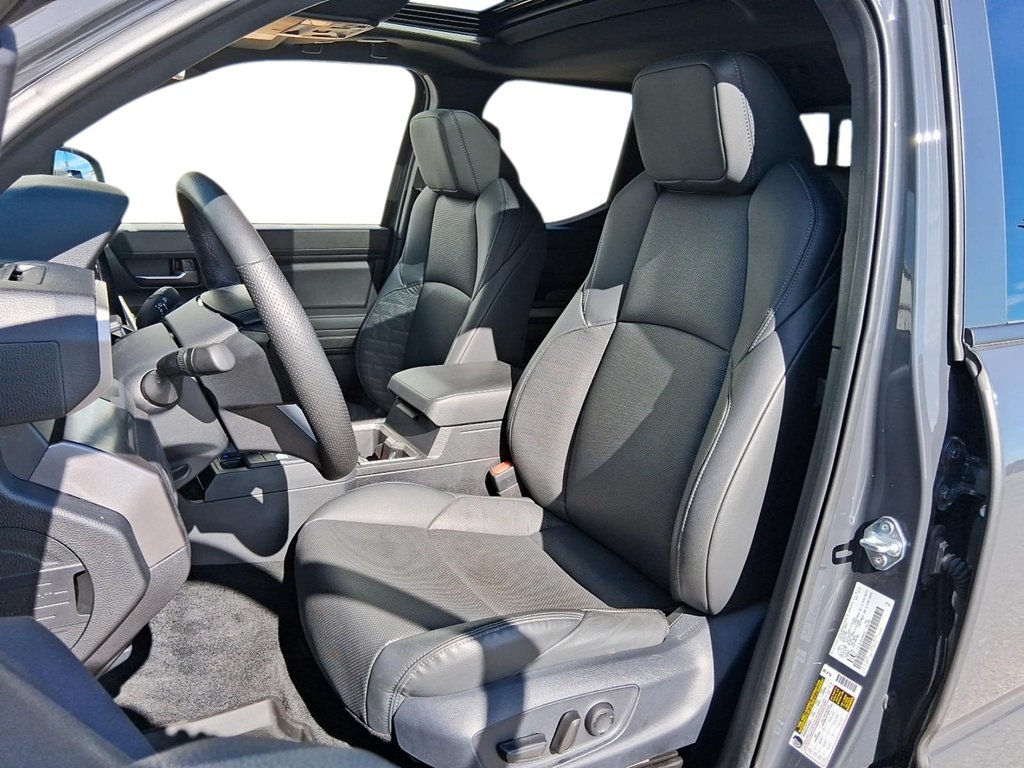 2025 Toyota Tacoma Hybrid Tacoma HV Double Cab in Stratford, Ontario - 7 - w1024h768px