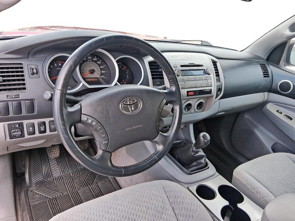 2009 Toyota Tacoma 4x4 Access Cab 5M in Stratford, Ontario - 8 - w1024h768px
