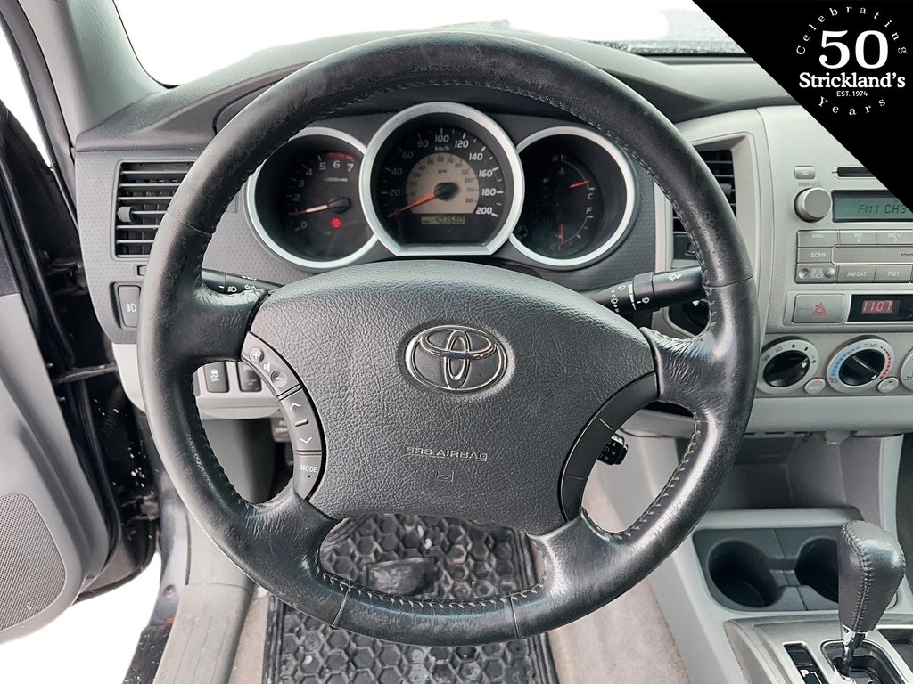 2010 Toyota Tacoma 4x4 Dbl Cab V6 5A in Stratford, Ontario - 10 - w1024h768px