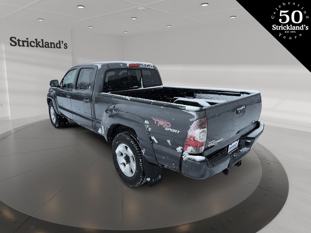 2010 Toyota Tacoma 4x4 Dbl Cab V6 5A in Stratford, Ontario - 4 - w1024h768px