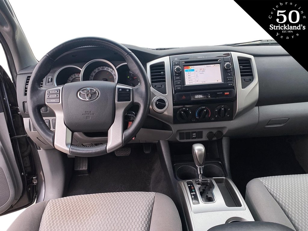 2013  Tacoma 4x4 Access Cab V6 5A in Stratford, Ontario - 9 - w1024h768px