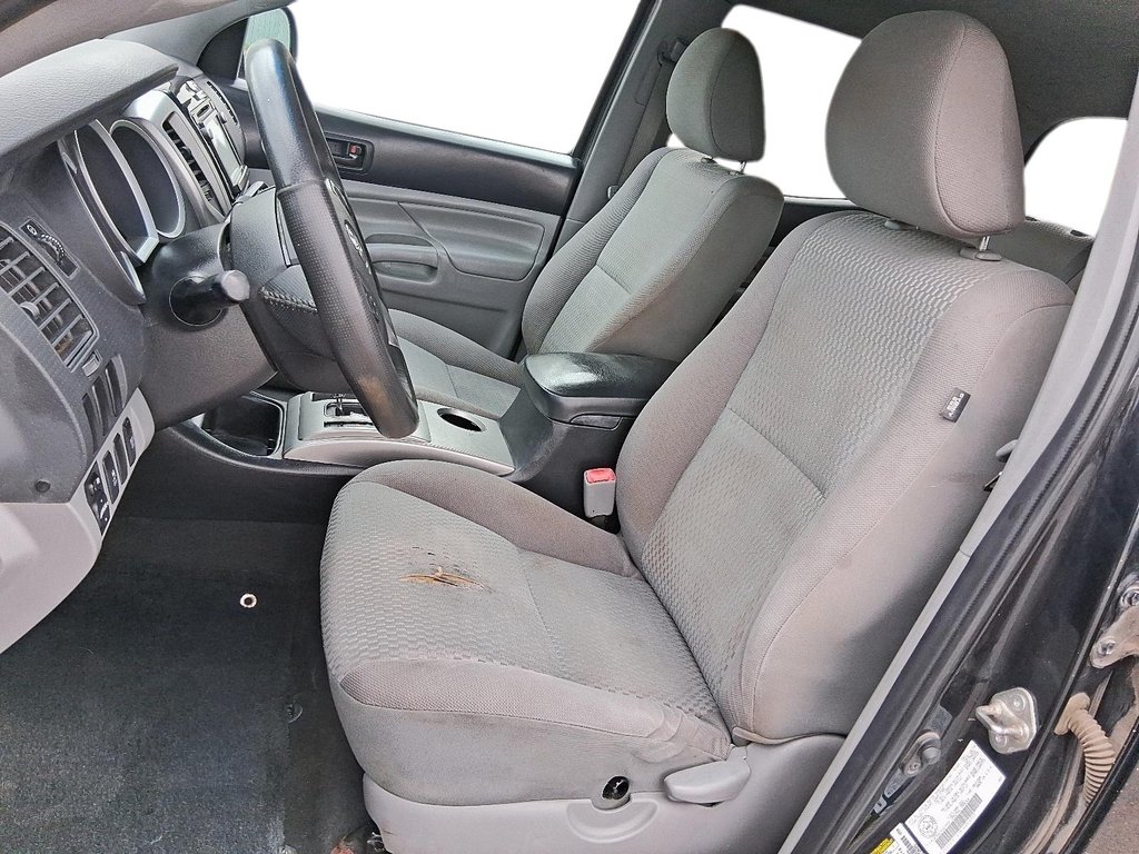 2015 Toyota Tacoma 4x4 Dbl Cab V6 5A in Stratford, Ontario - 8 - w1024h768px