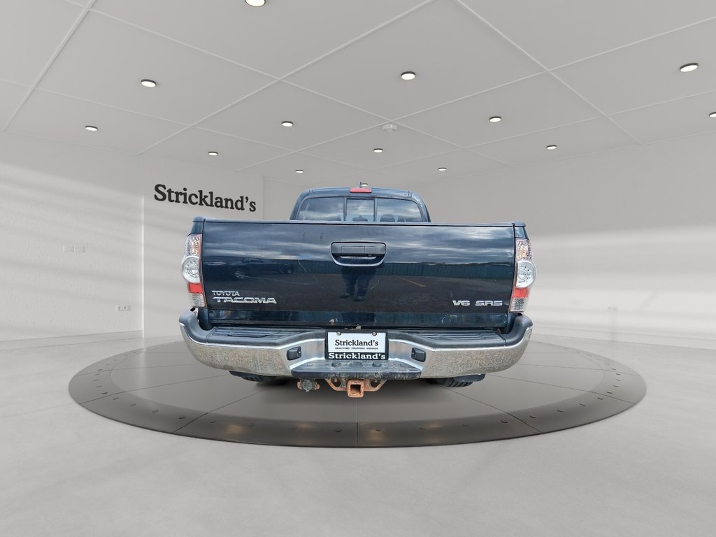 2015 Toyota Tacoma 4x4 Dbl Cab V6 5A in Stratford, Ontario - 3 - w1024h768px