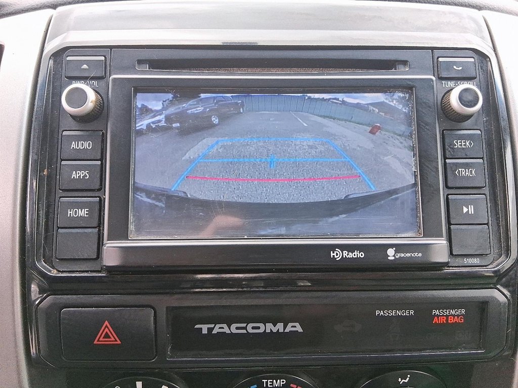2015 Toyota Tacoma 4x4 Dbl Cab V6 5A in Stratford, Ontario - 19 - w1024h768px