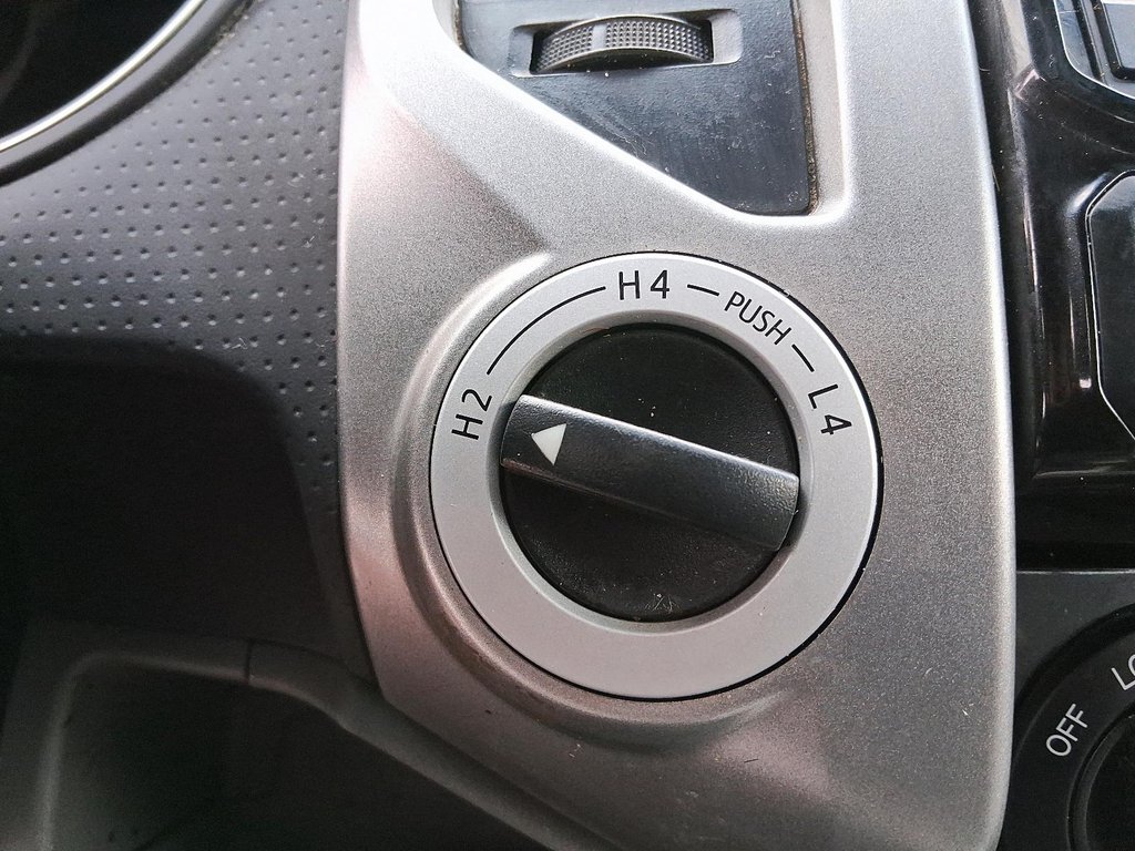 2015 Toyota Tacoma 4x4 Dbl Cab V6 5A in Stratford, Ontario - 17 - w1024h768px