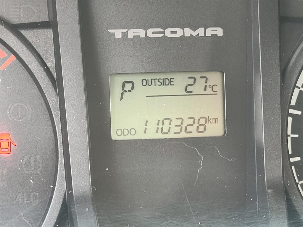 2016 Toyota Tacoma 4x4 Access Cab V6 SR5 6A in Stratford, Ontario - 11 - w1024h768px