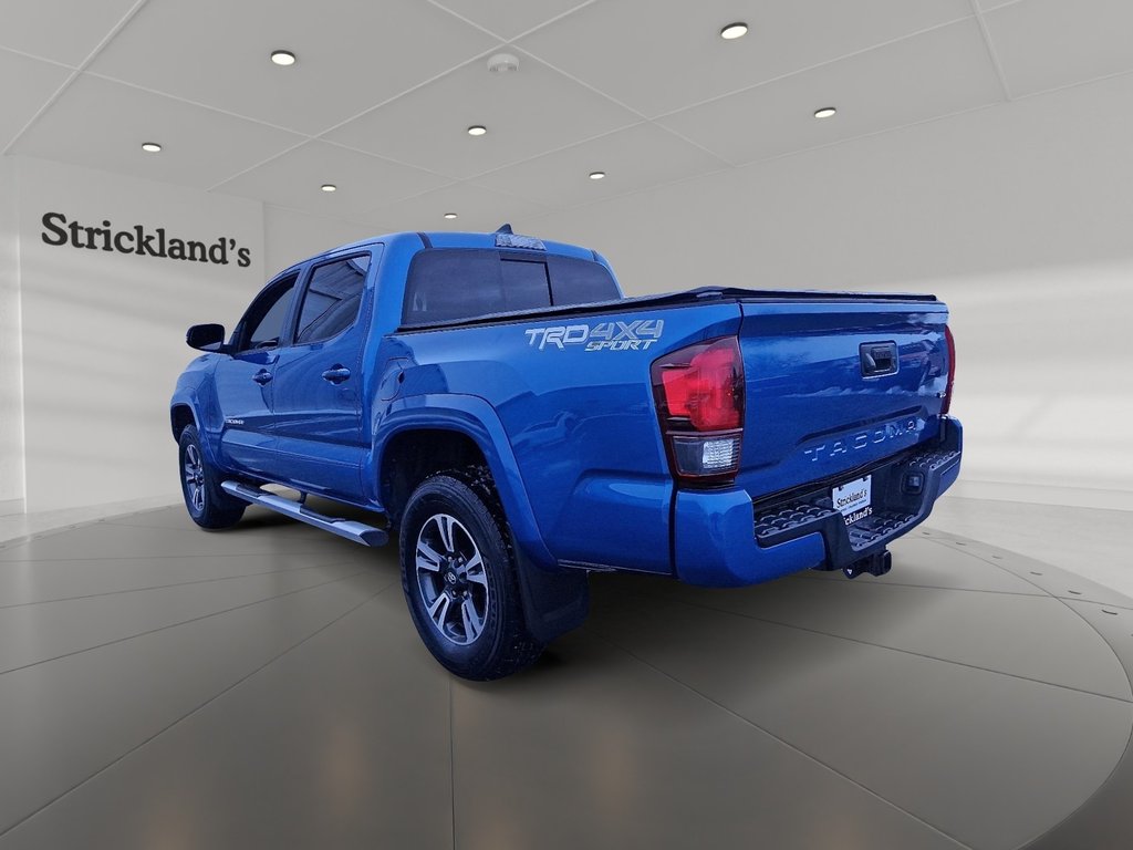 2018 Toyota Tacoma 4x4 Double Cab V6 TRD Sport 6M in Stratford, Ontario - 4 - w1024h768px