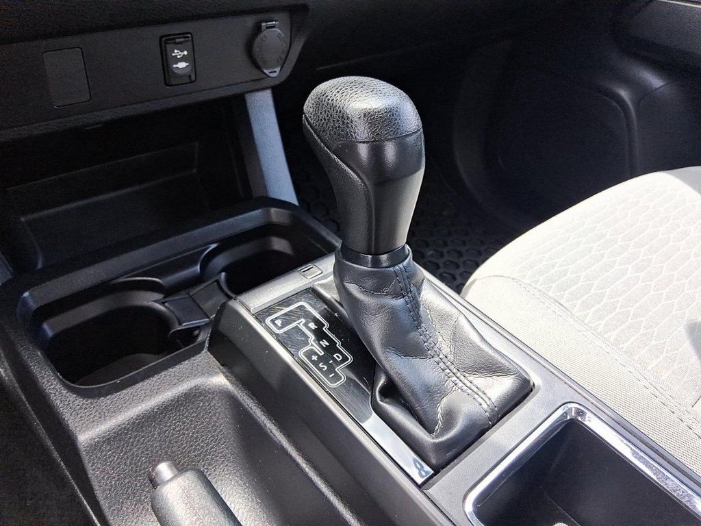 2018 Toyota Tacoma 4x2 Access Cab 6A in Stratford, Ontario - 15 - w1024h768px