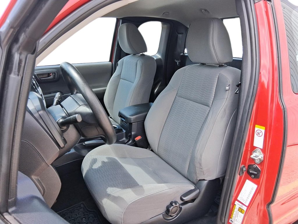 2018 Toyota Tacoma 4x2 Access Cab 6A in Stratford, Ontario - 7 - w1024h768px