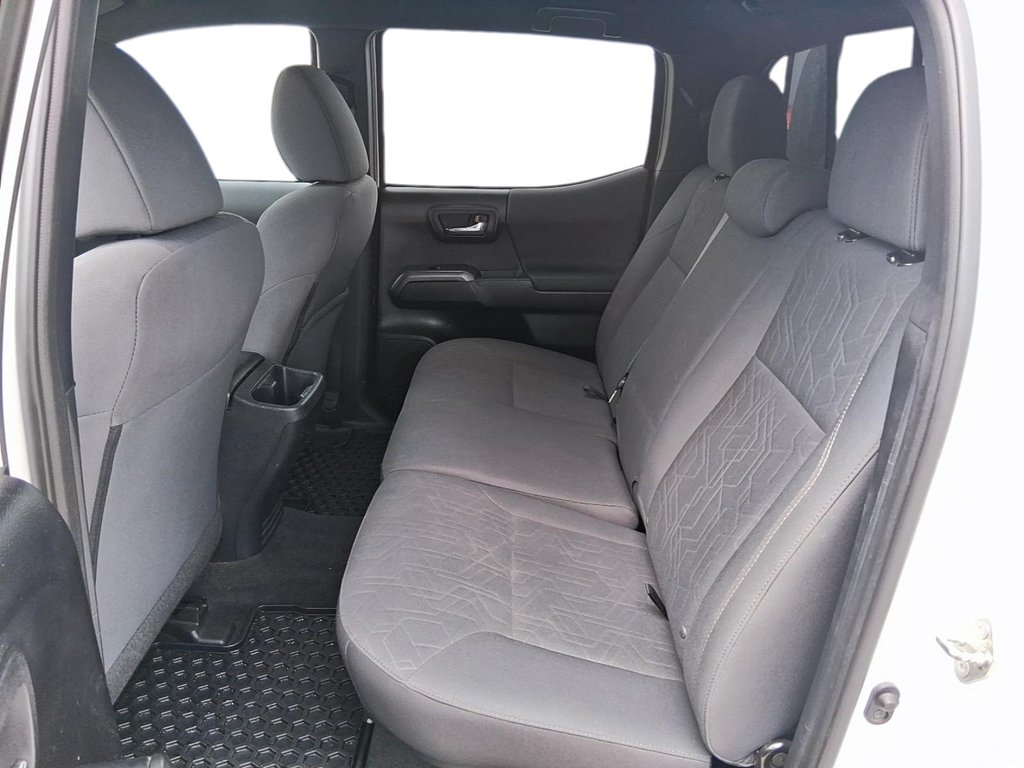 2019 Toyota Tacoma 4x4 Double Cab V6 SR5 6A in Stratford, Ontario - 9 - w1024h768px