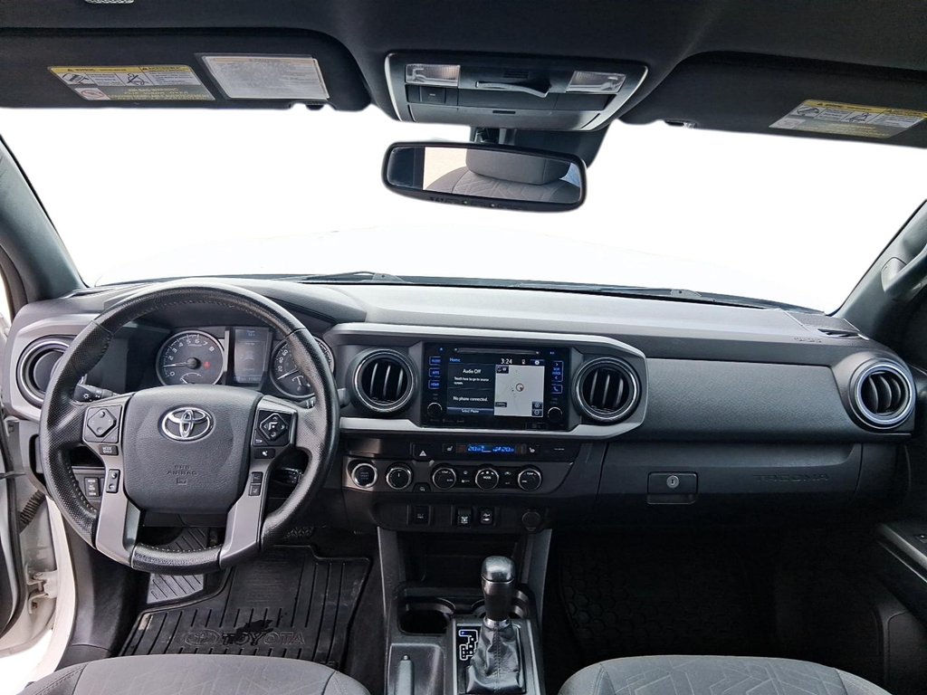 2019 Toyota Tacoma 4x4 Double Cab V6 SR5 6A in Stratford, Ontario - 11 - w1024h768px