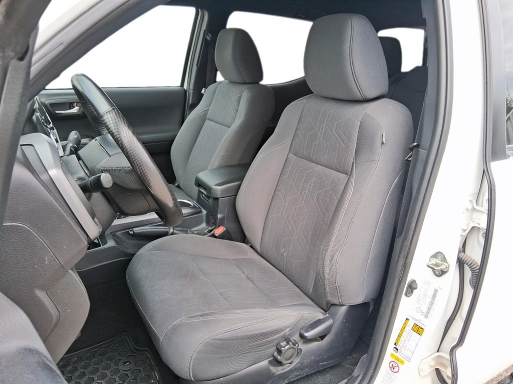 2019 Toyota Tacoma 4x4 Double Cab V6 SR5 6A in Stratford, Ontario - 8 - w1024h768px