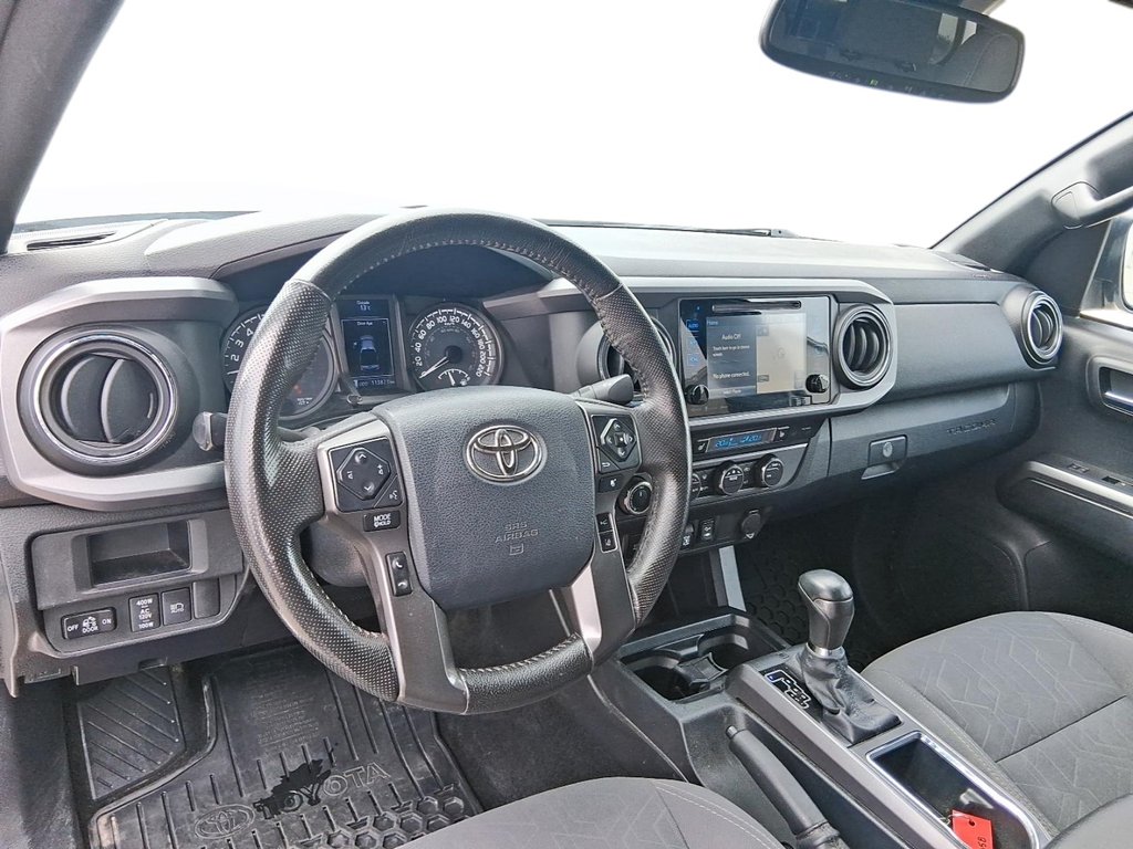 2019 Toyota Tacoma 4x4 Double Cab V6 SR5 6A in Stratford, Ontario - 10 - w1024h768px